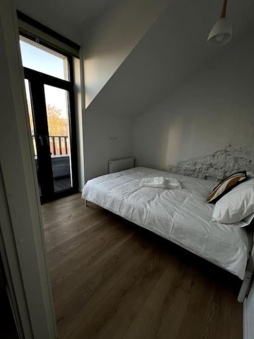 דירות וילנה Brand-New Central Loft מראה חיצוני תמונה